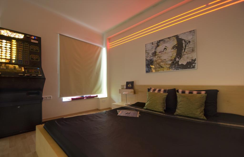 Central Budapest Apartment Room photo